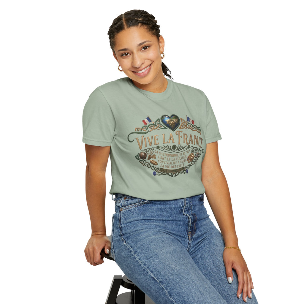 Vive La France T-Shirt — Vintage French Travel Graphic Tee