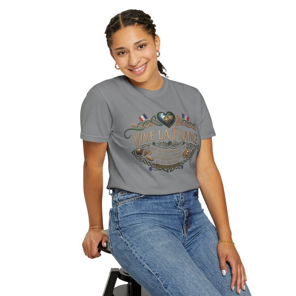 Vive La France T-Shirt — Vintage French Travel Graphic Tee