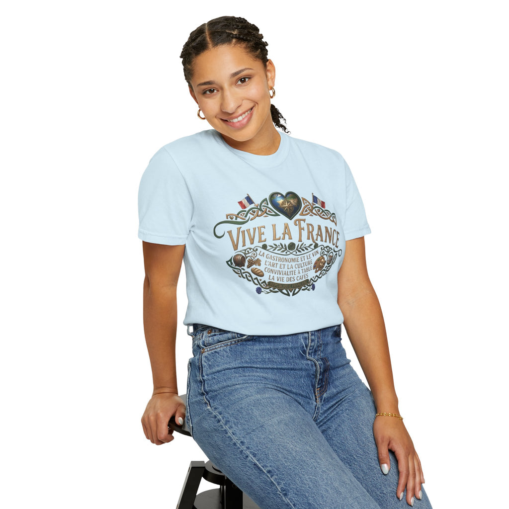 Vive La France T-Shirt — Vintage French Travel Graphic Tee