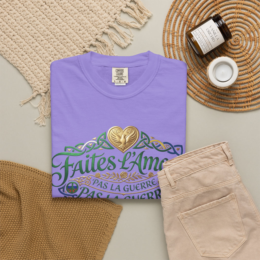 T-Shirt — Faites L'Amour Pas La Guerre Floral Script Graphic Tee