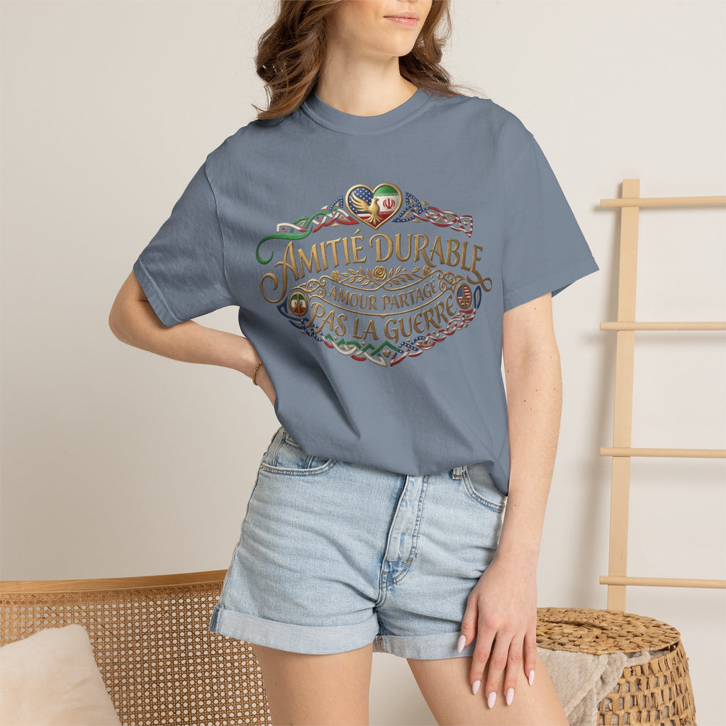 T-Shirt — "Amitié Durable, Amour Partagé, Pas la Guerre" Vintage Peace Heart Design