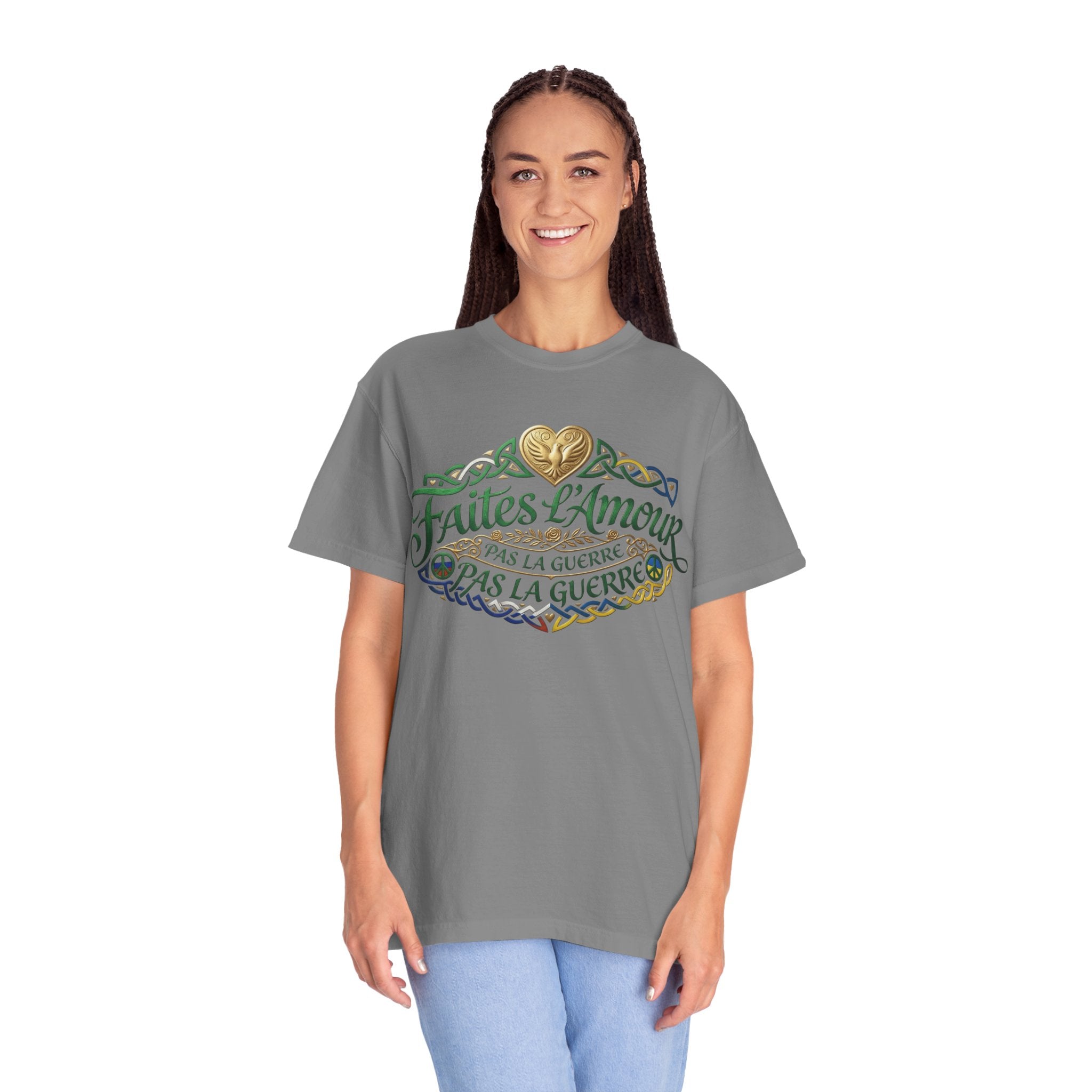 T-Shirt — Faites L'Amour Pas La Guerre Floral Script Graphic Tee