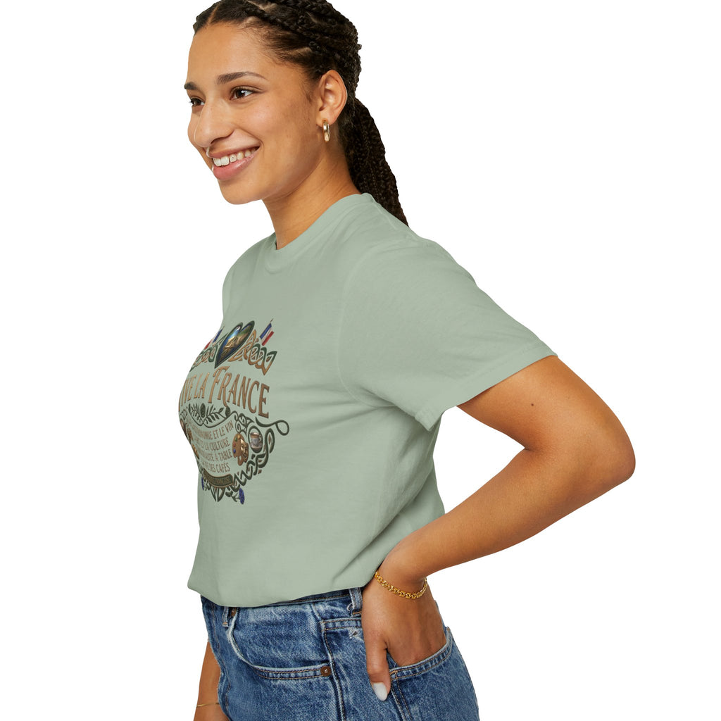 Vive La France T-Shirt — Vintage French Travel Graphic Tee