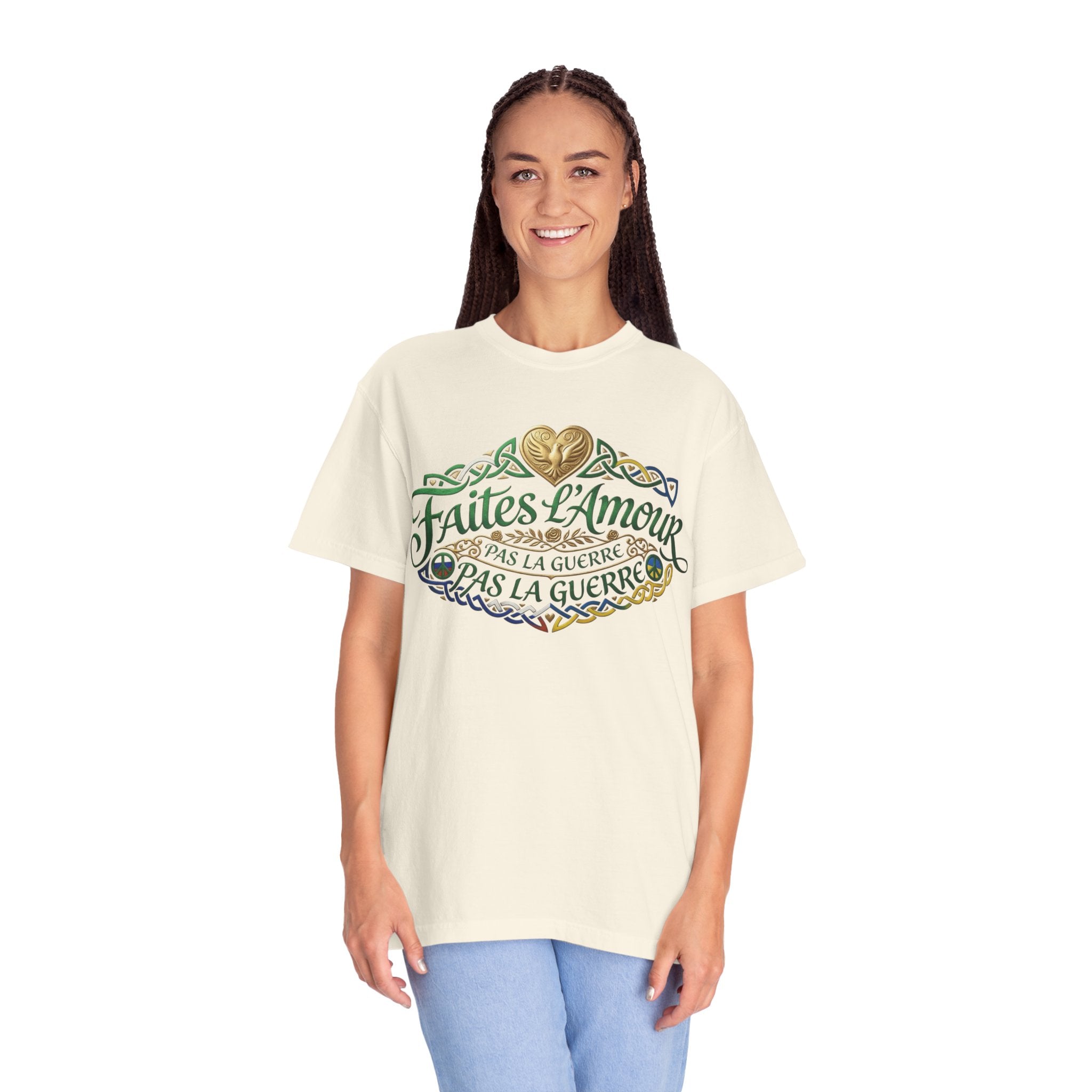 T-Shirt — Faites L'Amour Pas La Guerre Floral Script Graphic Tee