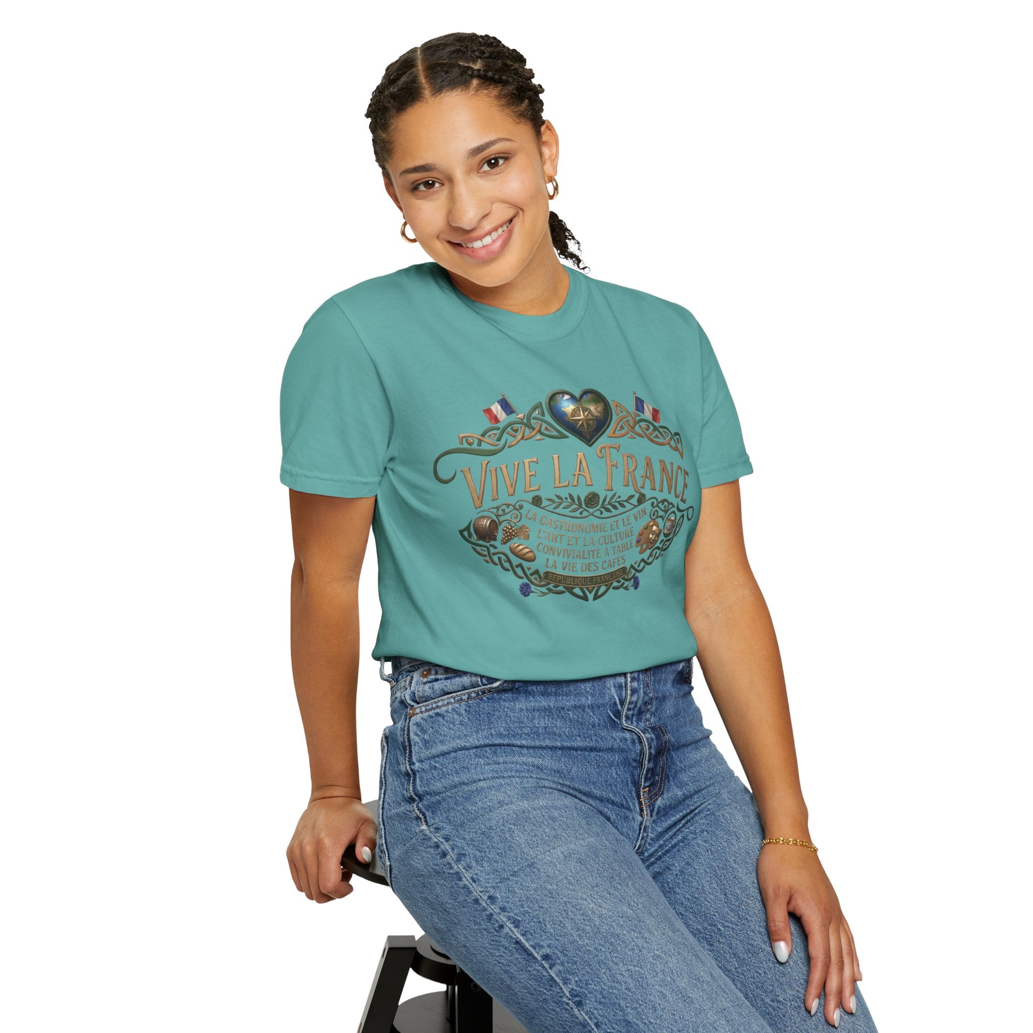 Vive La France T-Shirt — Vintage French Travel Graphic Tee