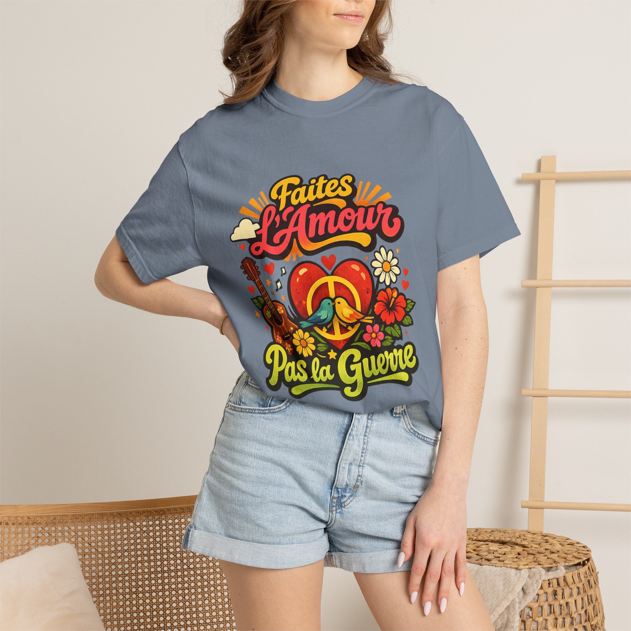 T-Shirt — Faites L'Amour Pas La Guerre Retro Peace Floral Design