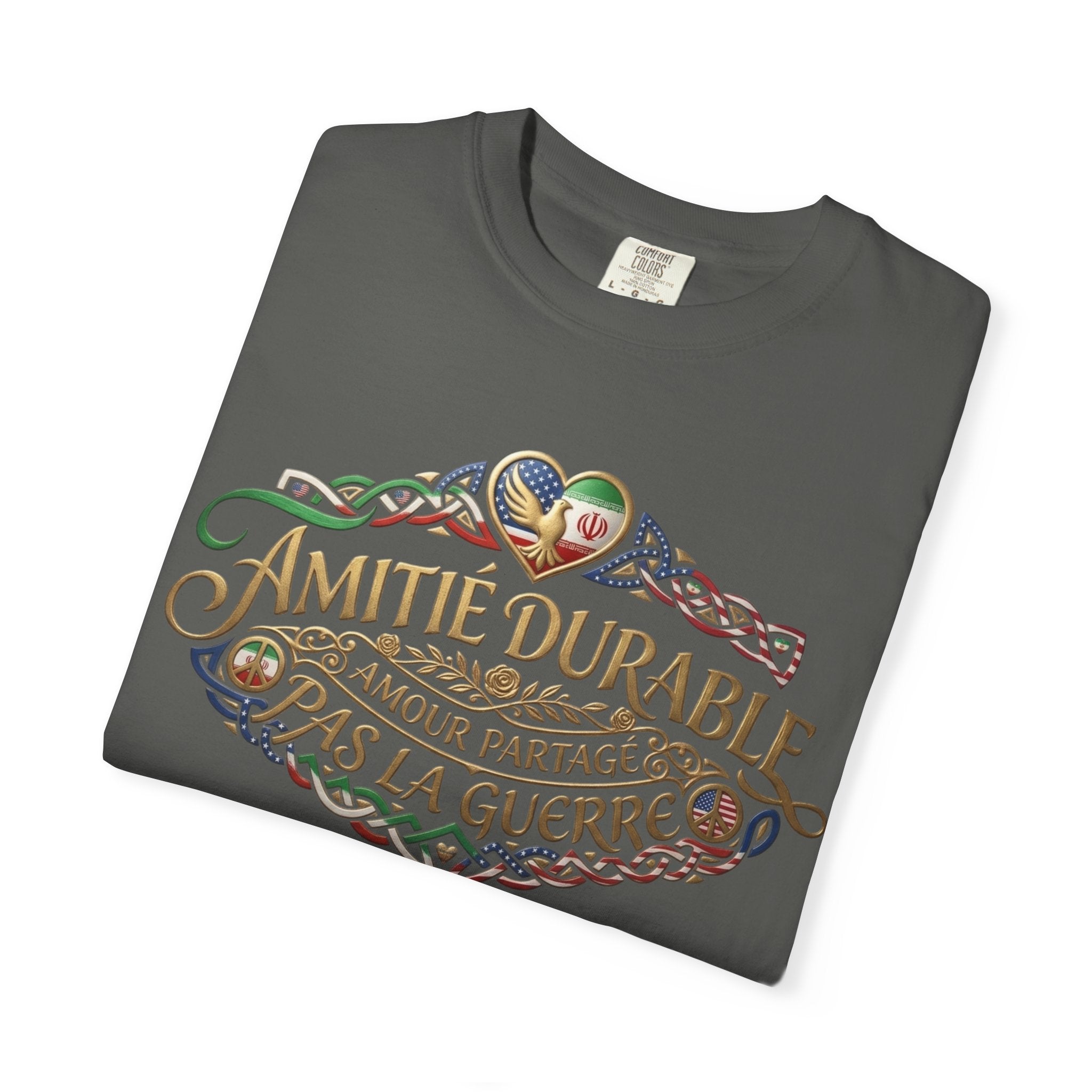 T-Shirt — "Amitié Durable, Amour Partagé, Pas la Guerre" Vintage Peace Heart Design