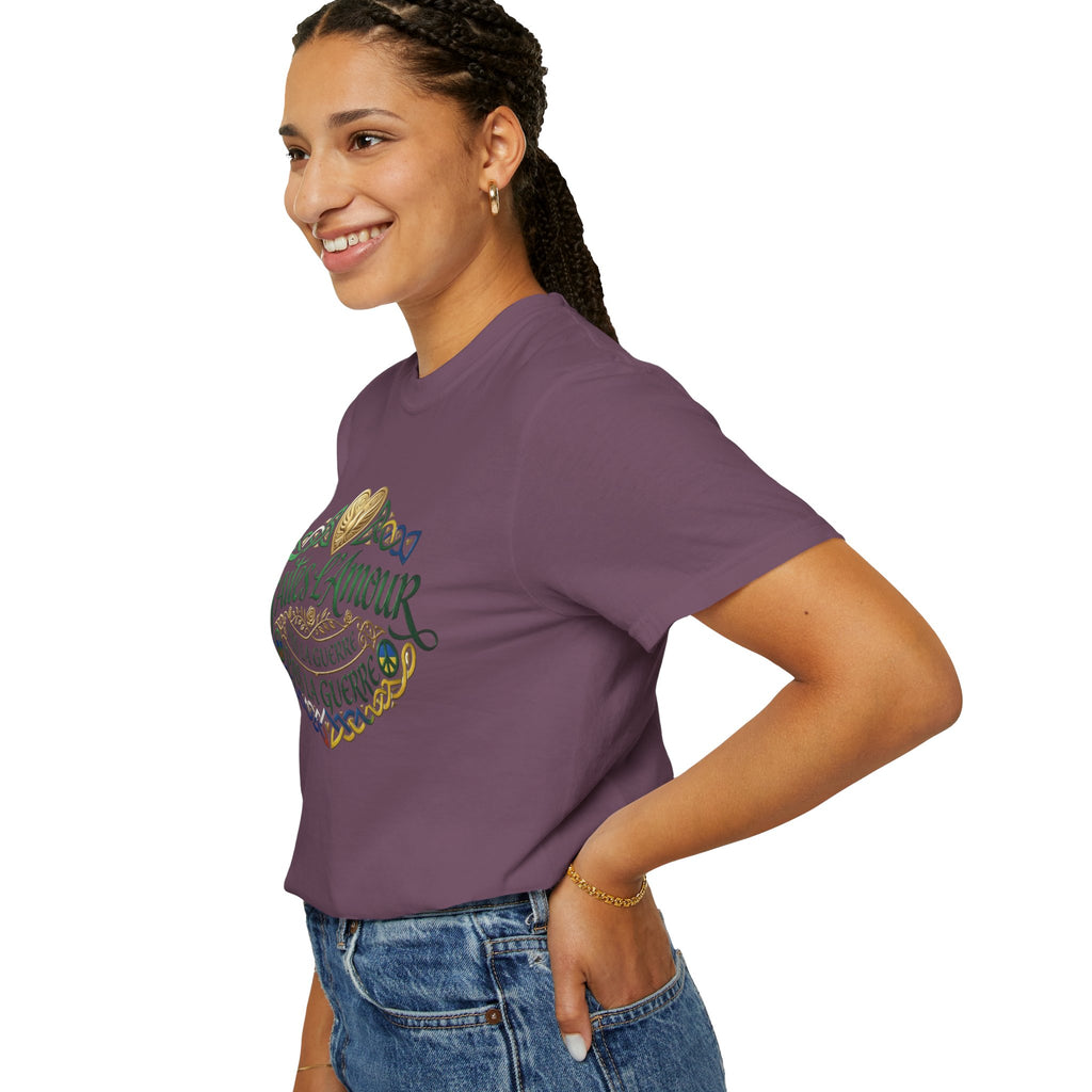 T-Shirt — Faites L'Amour Pas La Guerre Floral Script Graphic Tee