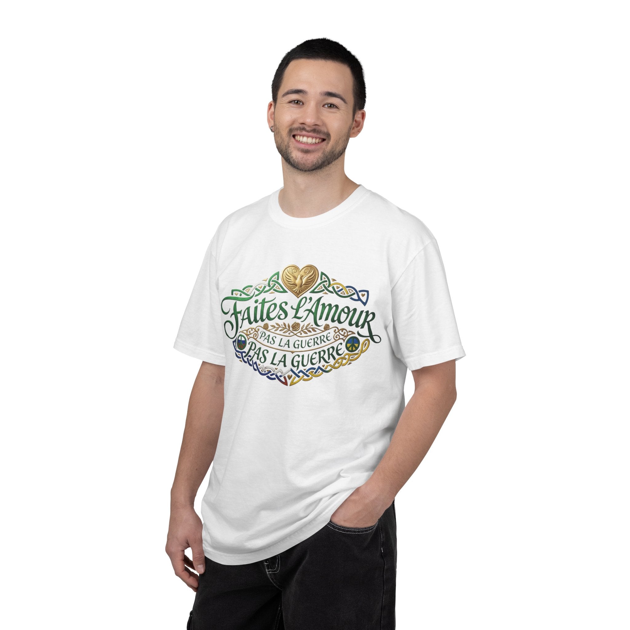 T-Shirt — Faites L'Amour Pas La Guerre Floral Script Graphic Tee