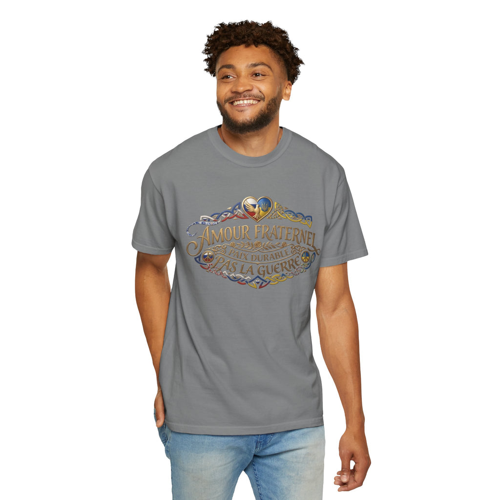 T-Shirt — Amour Fraternel "Paix Durable Pas La Guerre" Vintage Heart Peace Design