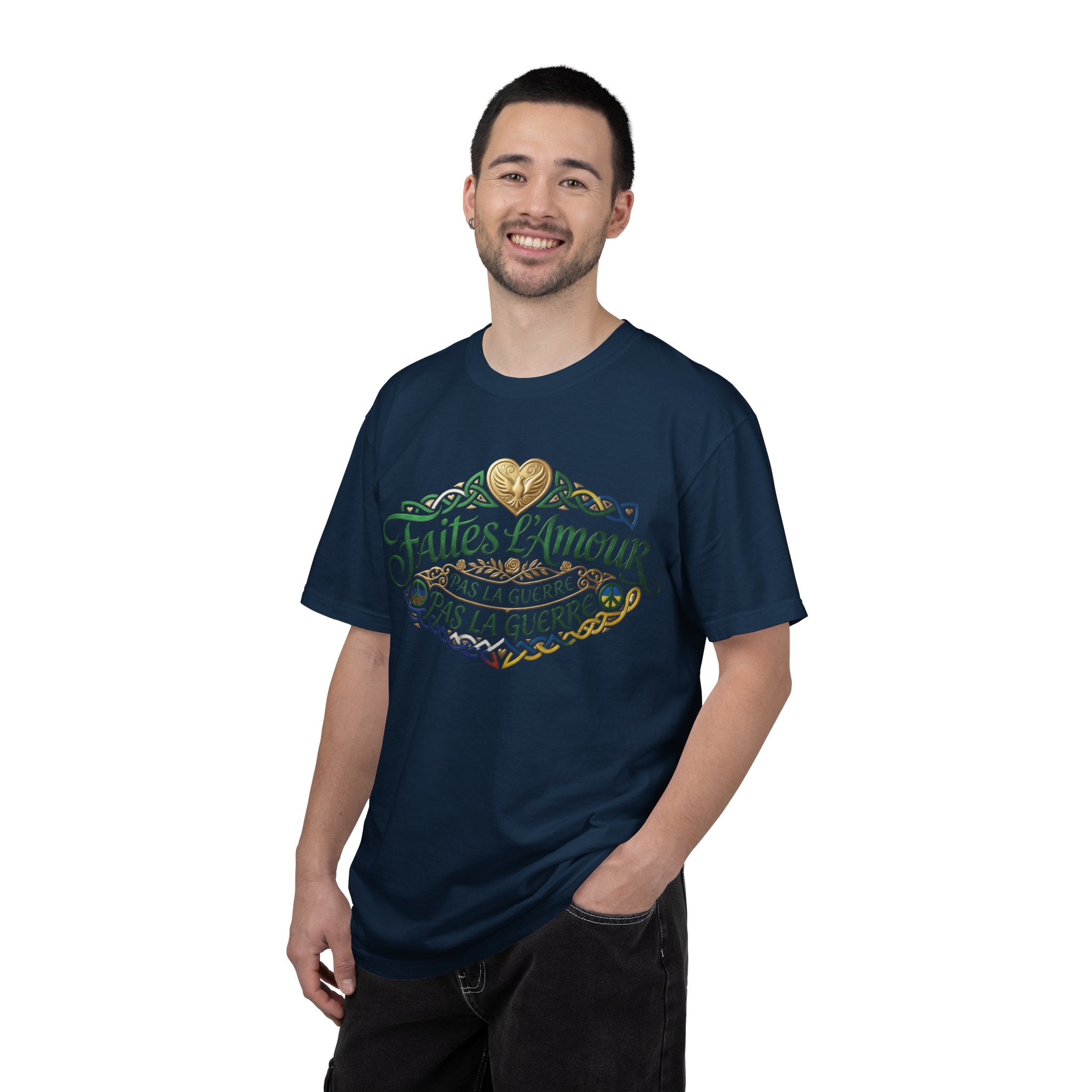 T-Shirt — Faites L'Amour Pas La Guerre Floral Script Graphic Tee