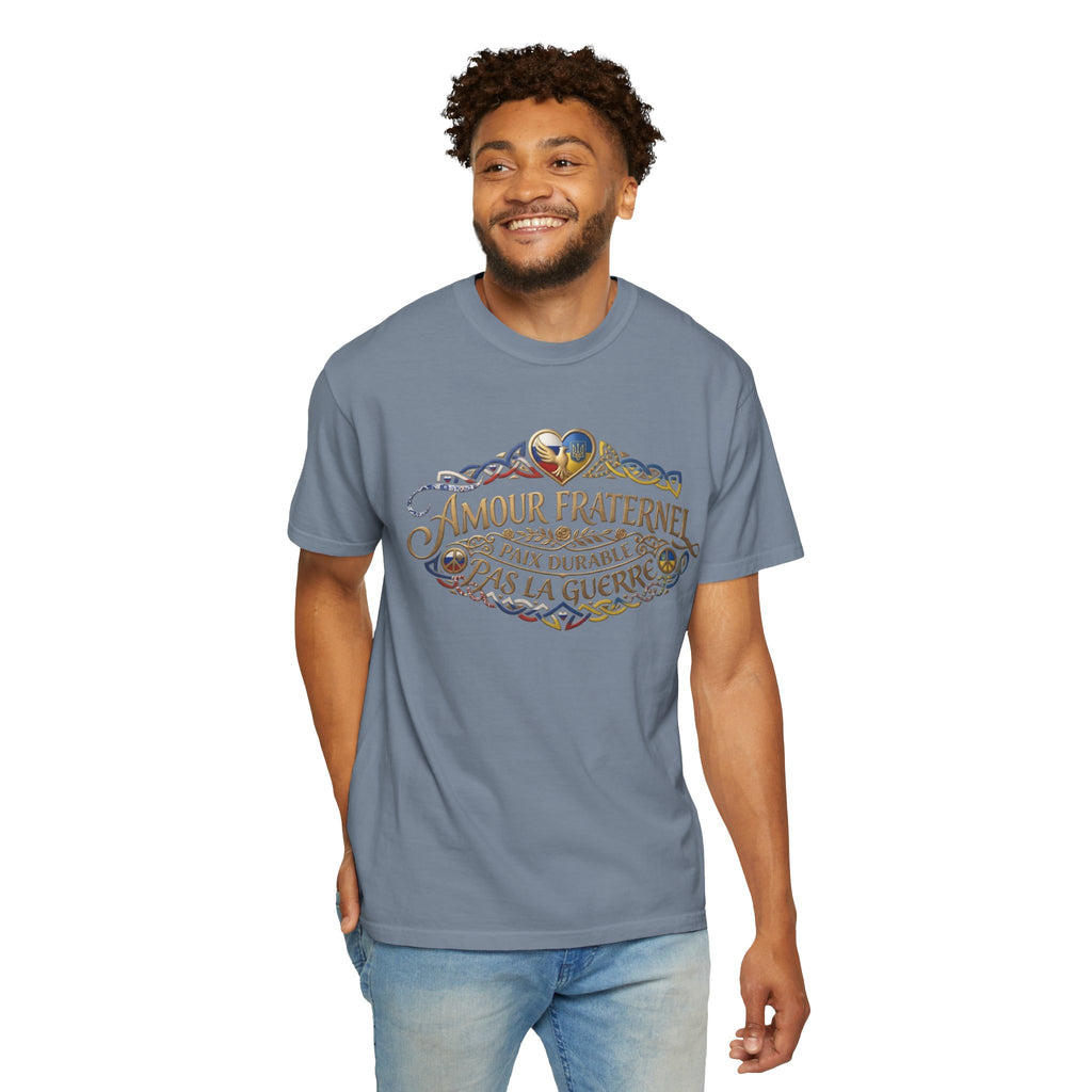 T-Shirt — Amour Fraternel "Paix Durable Pas La Guerre" Vintage Heart Peace Design