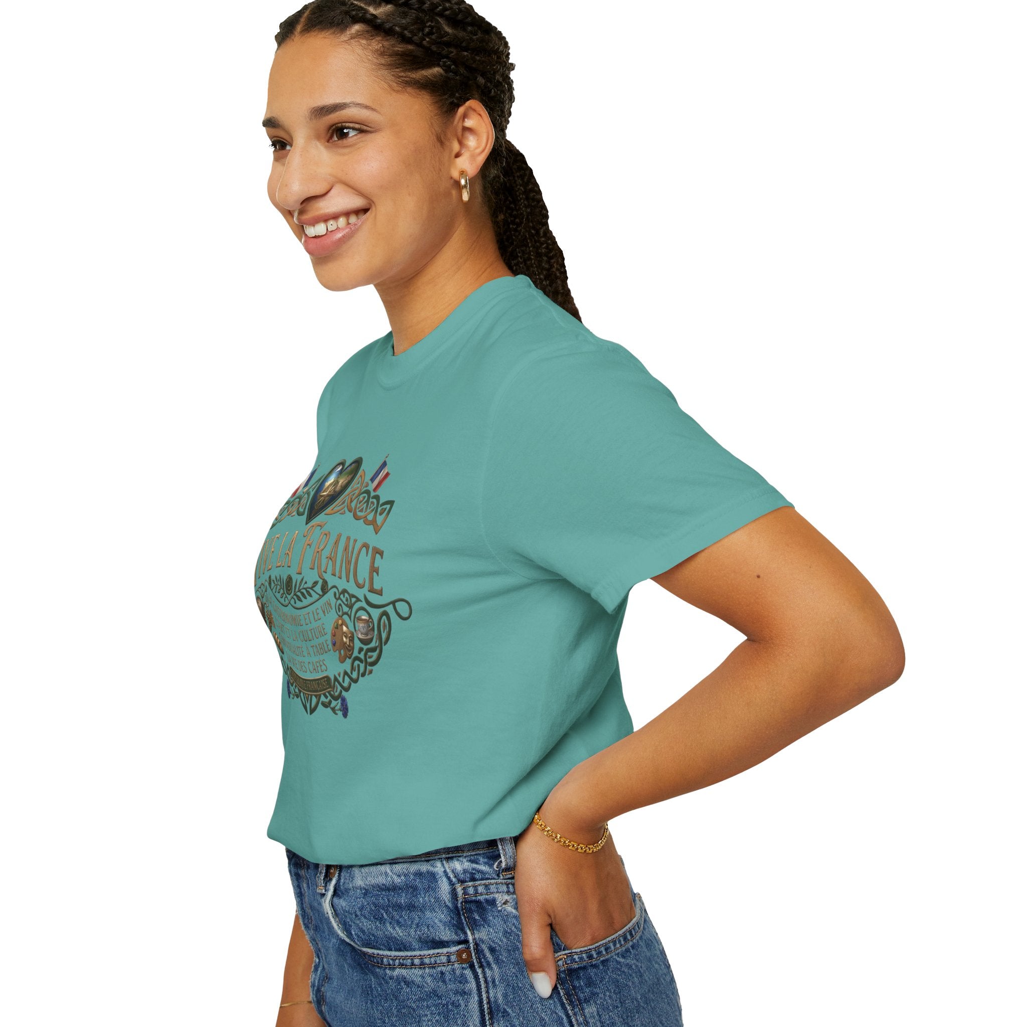 Vive La France T-Shirt — Vintage French Travel Graphic Tee
