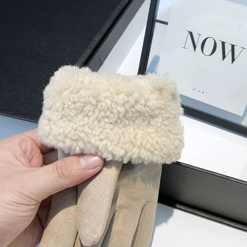 Women's Winter Gloves with Fleece Lining, Warm, Windproof, Cold-Resistant, Plush Decoration, Touchscreen Compatible, Suitable fo